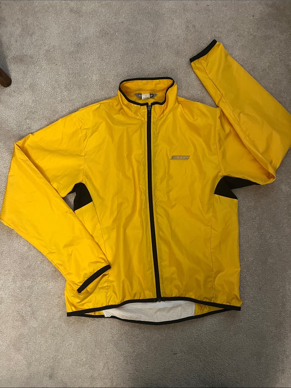 Men's SUGOI Gold Windbreaker with Black Trim Size L